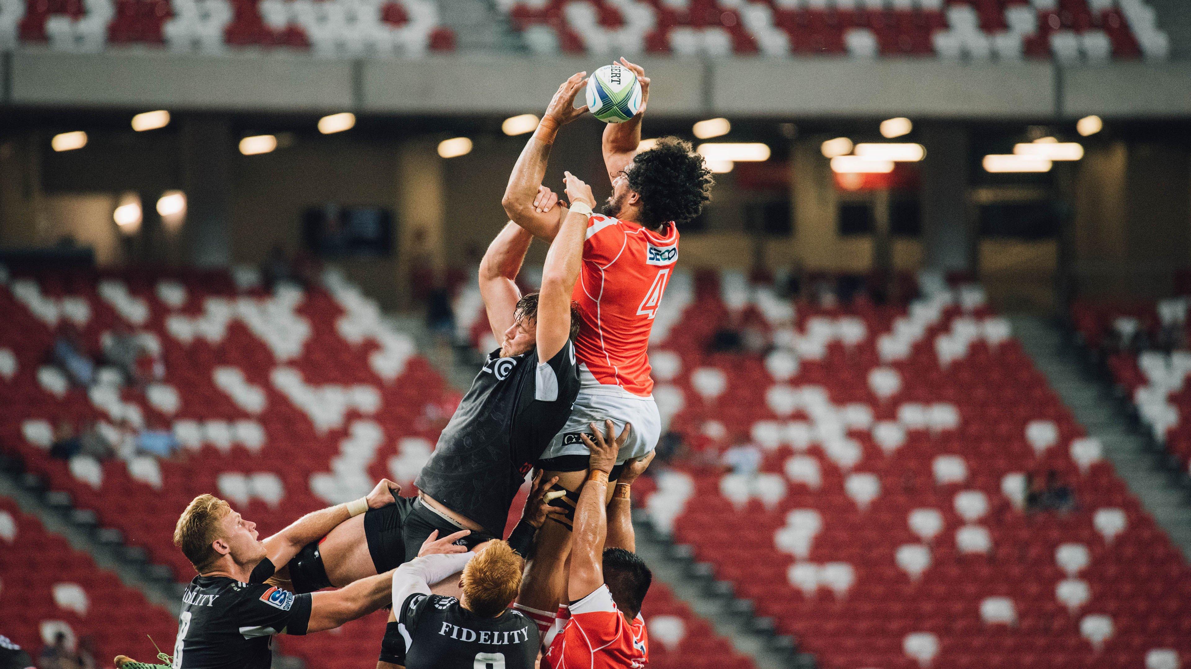 夜读英超，天黑了，但黎明还远吗？联赛格局动荡下的希望与阵痛