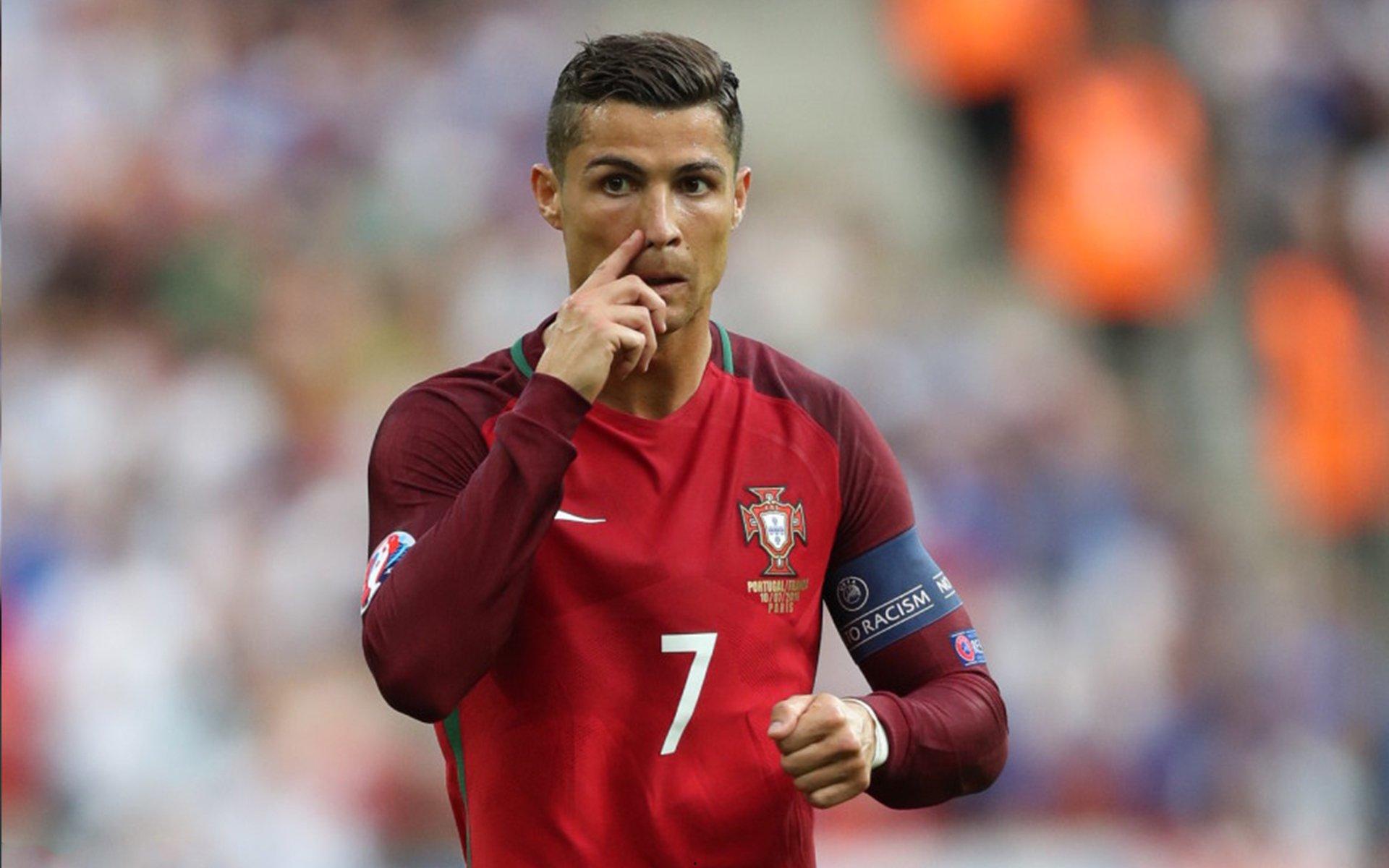 绿茵奇才安德森，从门线到锋线，一位全能战士的足球哲学